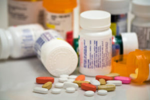 bottles of pills - hydrocodone vs oxycodone