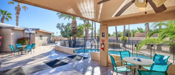 covered patio and pool at Pinnacle Peak Detox Center in Scottsdale, Arizona